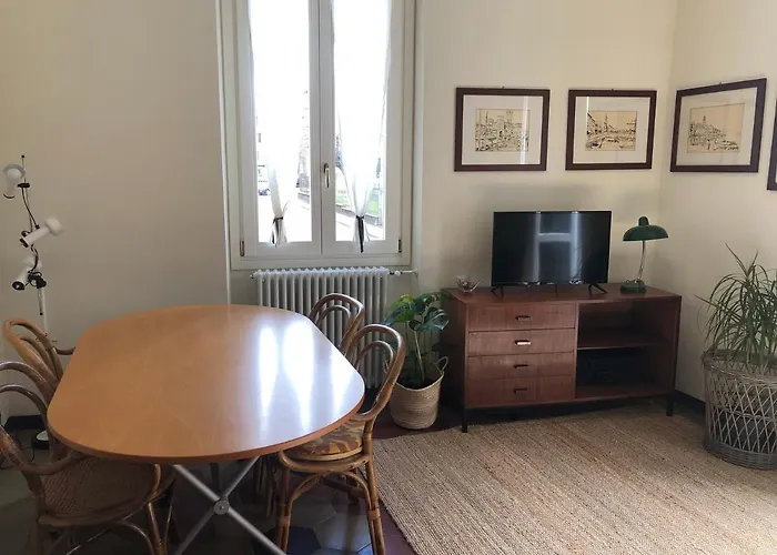 Apartament Labiena 129 *