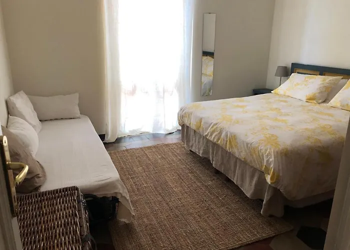 Apartament Labiena 129 *